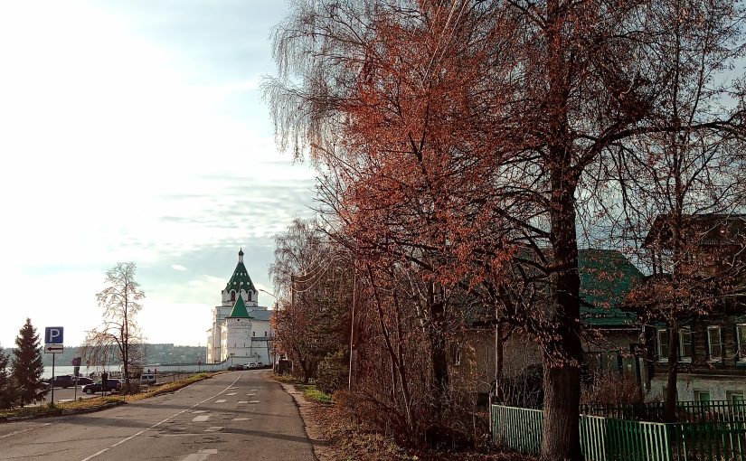 Дорога в ухабах к храму